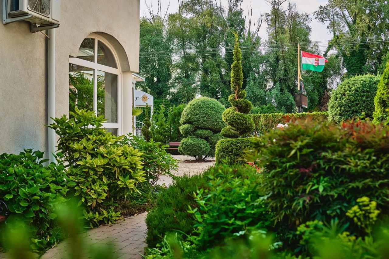 Tokajer Wellness Panzió 3*